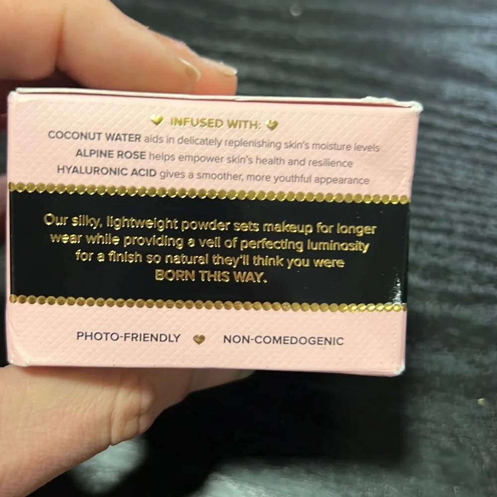 🌛💕Host Pick! Too Faced Born This Way Translucent Setting Powder